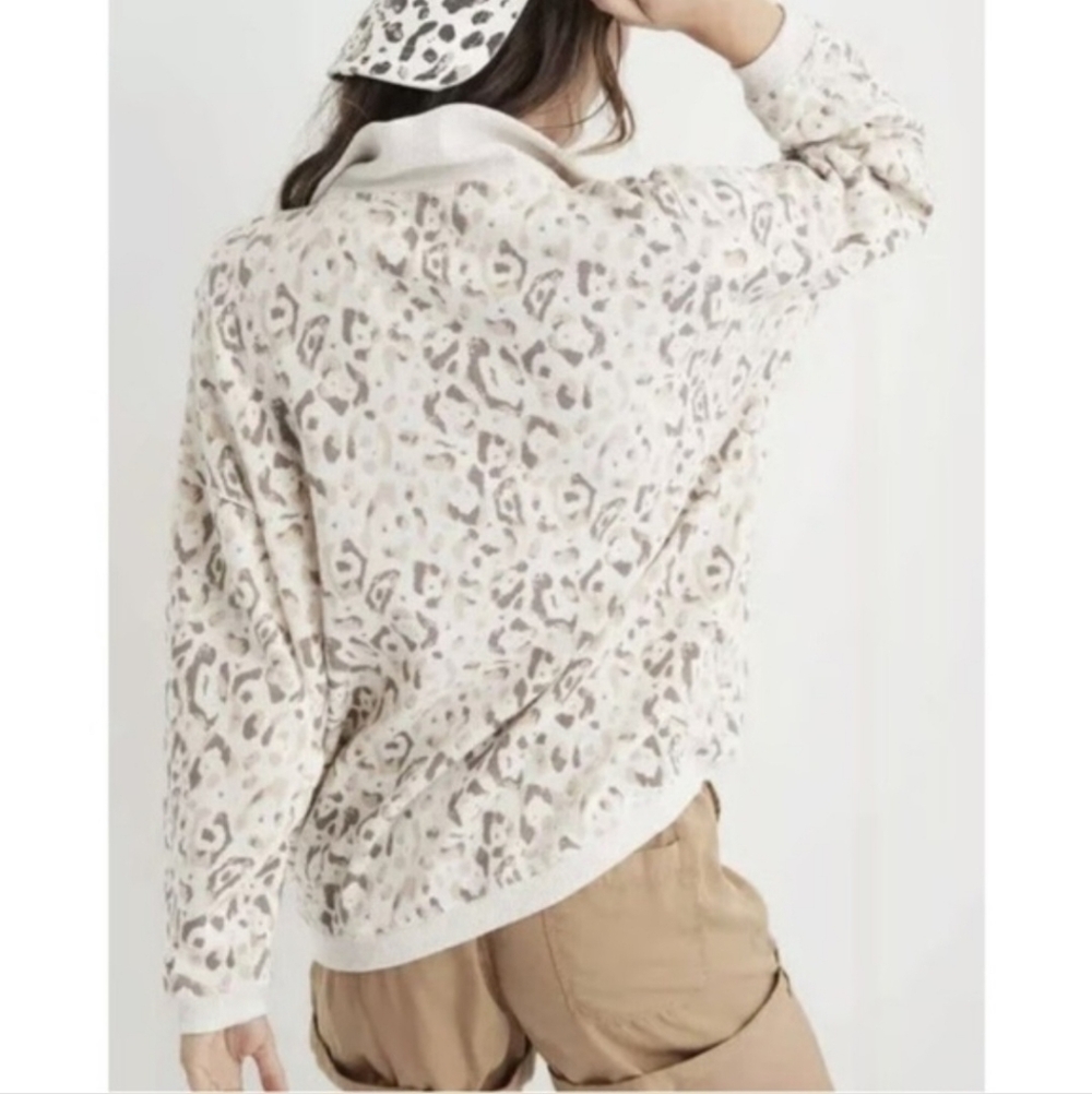 Aerie Cheetah Print 1/4 Zip Oversized Sweatshirt White Gray Women's Size Small - Picture 2 of 10